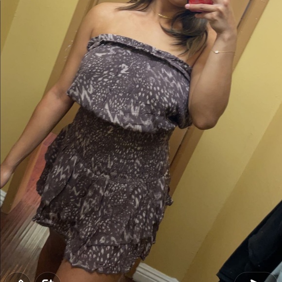 Isabelle’s cabinet smocked romper - Picture 1 of 3